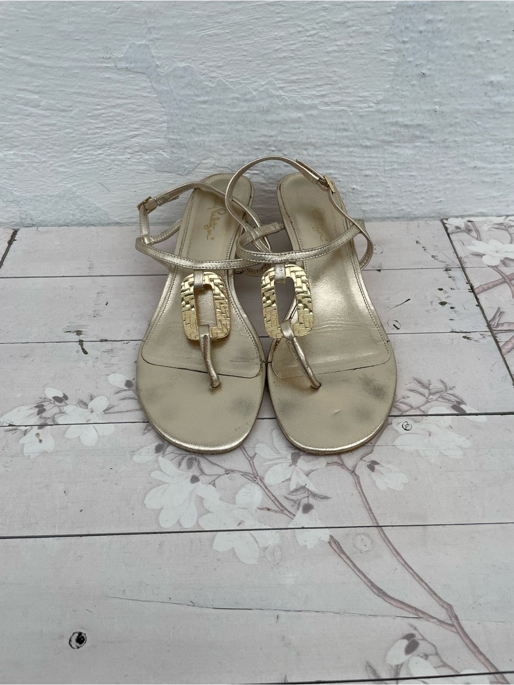 Lilly Pulitzer Metallic Gold T-Strap Sandals with Decorative Buckle